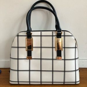 Gorgeous Aldo structured bag